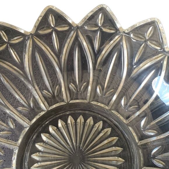 Vintage Federal Large Glass Petal Serving Platter Bowl- Classic Elegance for You - Picture 8 of 11